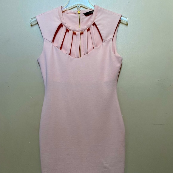 Cut Out Neck Dress Light Pink - Picture 1 of 4